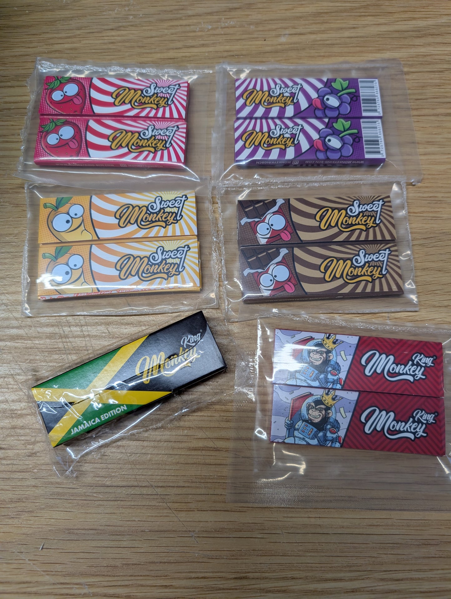 munchies ashtray set with origami papers regular size roll ups