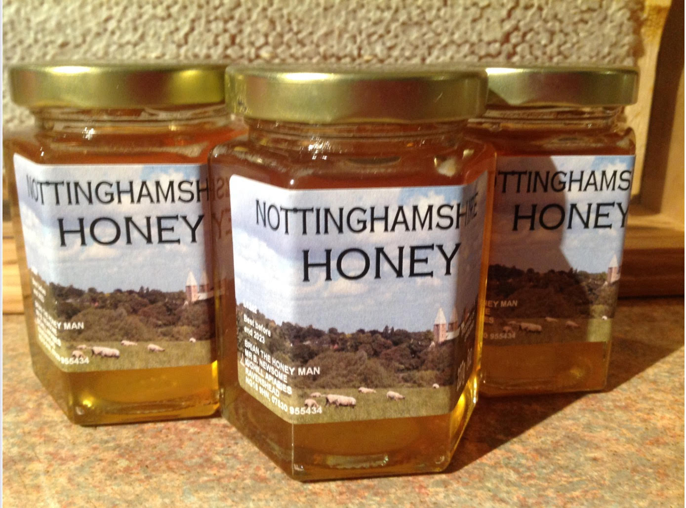 Nottinghamshire Honey and filtered wax